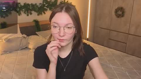 LISSAPVT IS OPEN online show from 11/28/25, 05:59