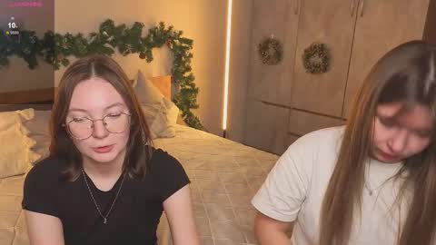 LISSAPVT IS OPEN online show from 11/29/25, 06:11