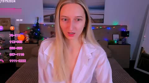 I am Rina online show from 12/29/24, 06:35