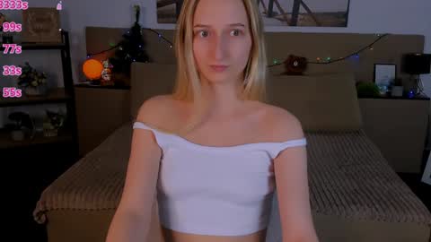 I am Rina online show from 01/07/25, 12:31