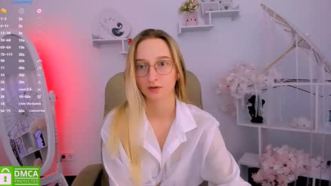 I am Rina online show from 03/03/25, 09:33