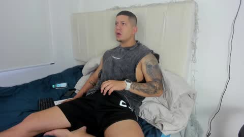 Snapshot of _robertobaggio chatting on 12/08/24, 01:14 Roberto online show from 12/08/24, 01:14