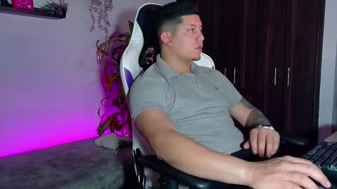 Roberto online show from 12/22/25, 05:48