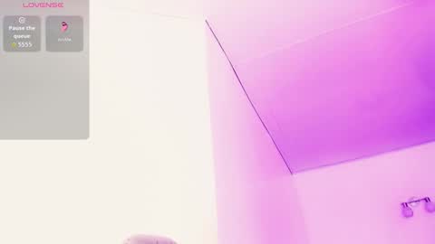 Rose De Witt online show from 11/22/25, 12:42