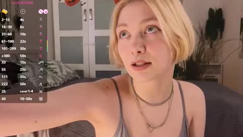 Snapshot of _rude_girl_ chatting on 10/30/25, 03:46 Eve online show from 10/30/25, 03:46