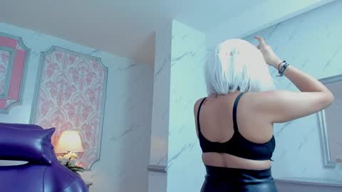     1430  2100  -5  online show from 12/06/24, 08:29