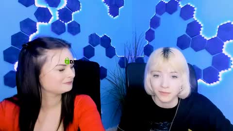 Snapshot of _sabrina_moore chatting on 04/07/26, 08:48 sabrina online show from 04/07/26, 08:48