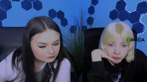 Snapshot of _sabrina_moore chatting on 04/20/26, 08:50 sabrina online show from 04/20/26, 08:50