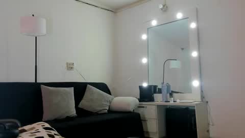 Snapshot of _sahhir chatting on 11/02/25, 05:59 sair online show from 11/02/25, 05:59