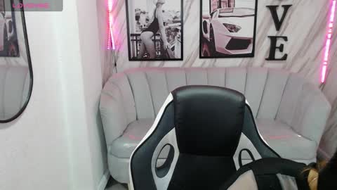 Samantha online show from 02/24/25, 12:48