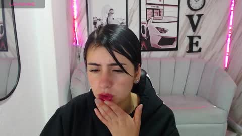 Samantha online show from 03/05/25, 01:06