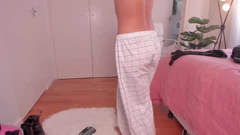 Snapshot of _sandy_s_ chatting on 03/12/25, 01:14 Sandyy online show from 03/12/25, 01:14