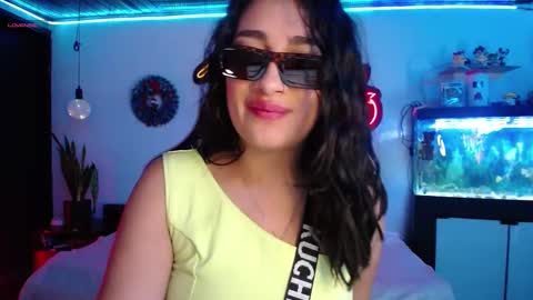 Snapshot of _santalove_ chatting on 01/10/25, 09:20 SantaLove online show from 01/10/25, 09:20