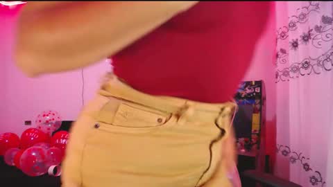 Snapshot of _santalove_ chatting on 02/14/25, 08:59 SantaLove online show from 02/14/25, 08:59