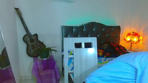 santi online show from 04/12/26, 12:15