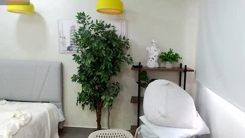 Snapshot of _sassy_girl chatting on 01/04/25, 05:05 Sassy Girl online show from 01/04/25, 05:05