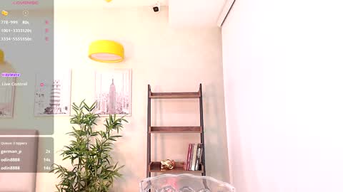 Snapshot of _sassy_girl chatting on 02/05/25, 12:31 Sassy Girl online show from 02/05/25, 12:31