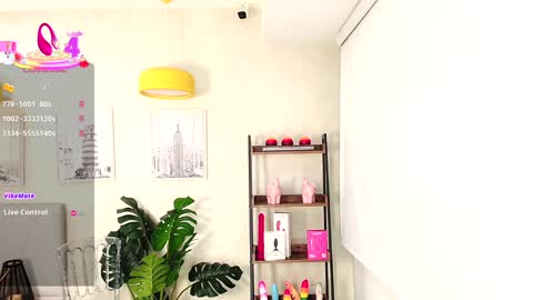 Snapshot of _sassy_girl chatting on 02/26/25, 12:38 Sassy Girl online show from 02/26/25, 12:38