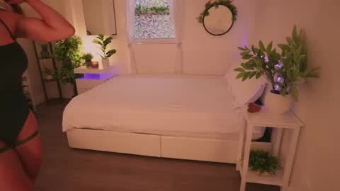 Savii online show from 11/23/25, 04:51