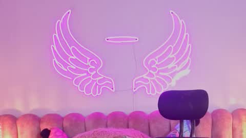 Snapshot of _scarletmoore chatting on 09/16/25, 09:21 Scarlett online show from 09/16/25, 09:21