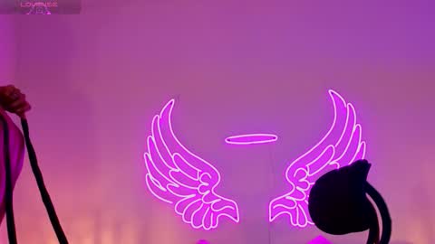 Snapshot of _scarletmoore chatting on 09/24/25, 06:39 Scarlett online show from 09/24/25, 06:39