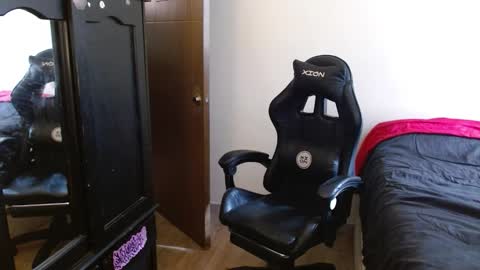 SCHNEIDER online show from 10/08/25, 08:17