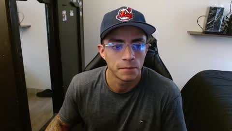 SCHNEIDER online show from 02/18/26, 05:42