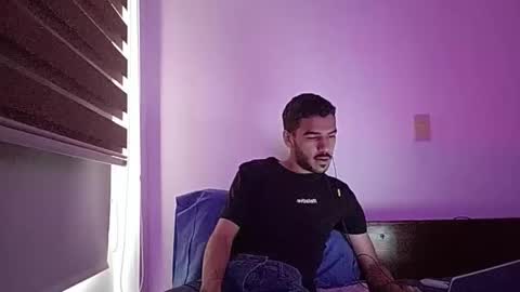 Snapshot of _sebas69 chatting on 02/05/26, 04:22 _sebas69 online show from 02/05/26, 04:22