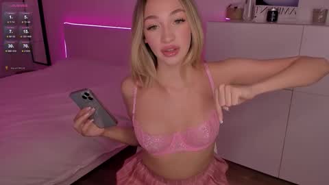 Kat online show from 10/17/25, 05:48