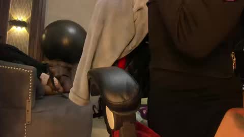 Selene online show from 09/09/25, 03:22