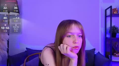 Snapshot of _selestia_ chatting on 03/25/26, 01:06 Selestia online show from 03/25/26, 01:06