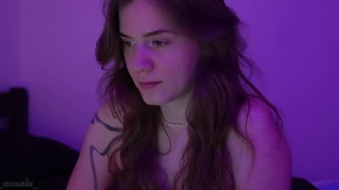 Snapshot of _sensualia_ chatting on 03/28/26, 07:57 Lia online show from 03/28/26, 07:57