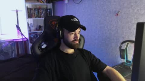 Ask me online show from 09/20/25, 09:21