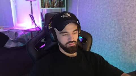 Ask me online show from 10/05/25, 02:59