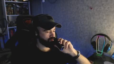Snapshot of _serious_man chatting on 03/06/26, 02:30 Ask me online show from 03/06/26, 02:30