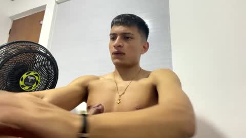 Juan Pablo-independent model online show from 12/09/24, 04:45