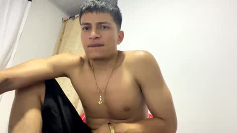 Juan Pablo-independent model online show from 12/23/24, 08:11