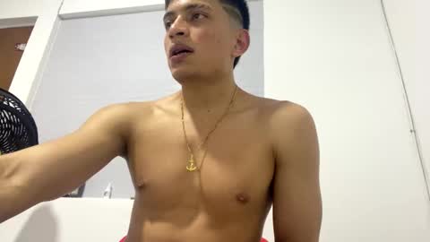 Juan Pablo-independent model online show from 01/02/25, 11:27