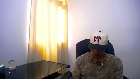 Juan Pablo-independent model online show from 02/15/25, 07:50