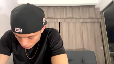 Juan Pablo-independent model online show from 10/07/25, 03:47