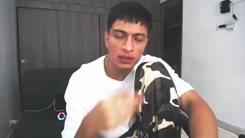 Juan Pablo-independent model online show from 03/10/26, 08:14