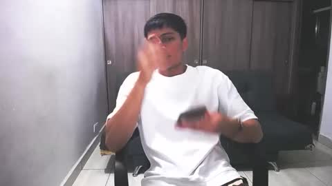 Juan Pablo-independent model online show from 03/16/26, 06:06