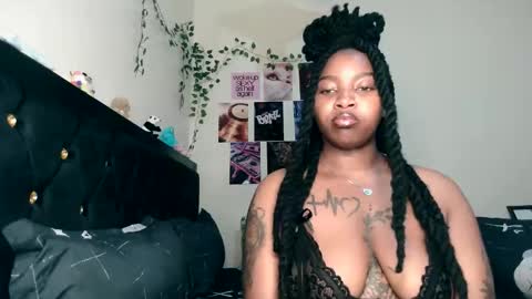 Snapshot of _sexysquirter chatting on 05/04/26, 09:00 _sexysquirter online show from 05/04/26, 09:00