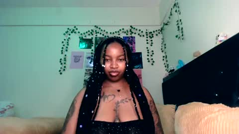 Snapshot of _sexysquirter chatting on 07/22/26, 10:01 _sexysquirter online show from 07/22/26, 10:01
