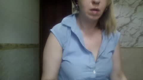 Snapshot of _sexyxsveta_ chatting on 07/01/26, 06:37 SexyXSveta online show from 07/01/26, 06:37