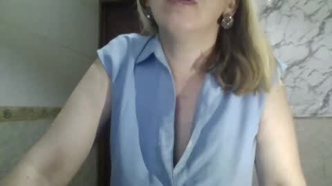 Snapshot of _sexyxsveta_ chatting on 07/15/26, 04:29 SexyXSveta online show from 07/15/26, 04:29