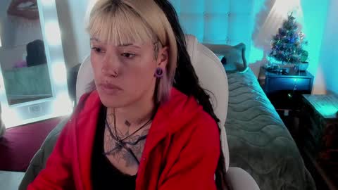 _sharlotte777 online show from 12/13/24, 02:16