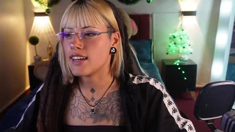 _sharlotte777 online show from 12/23/24, 05:11