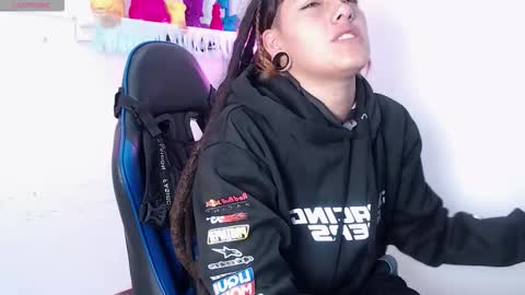 Snapshot of _sharlotte777 chatting on 11/26/25, 02:29 _sharlotte777 online show from 11/26/25, 02:29