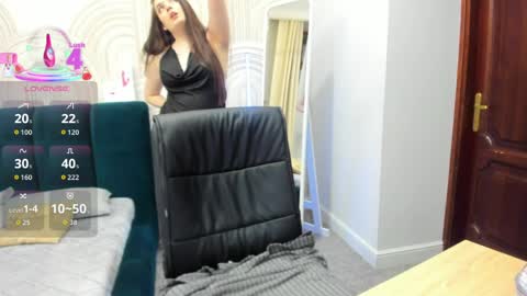 Snapshot of _shy_jenny_ chatting on 04/08/26, 01:05 Shy Jenny online show from 04/08/26, 01:05